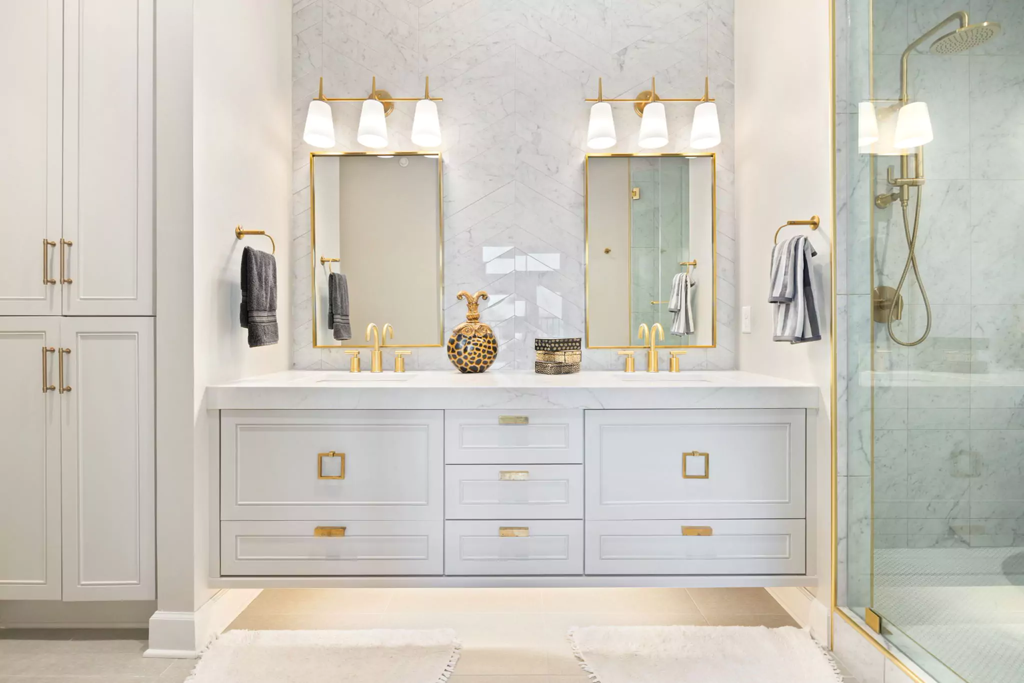 Pinnacle Brownstones - Bathroom