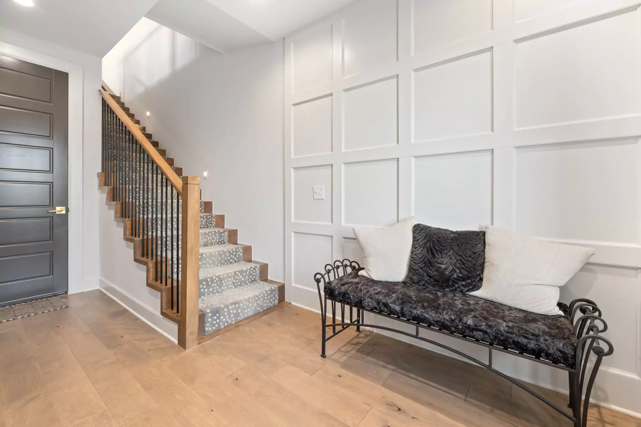 Pinnacle Brownstones - Upstairs