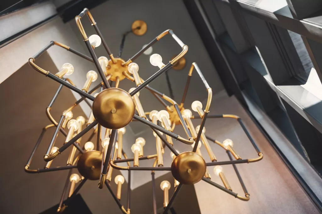 Vandivort - Chandelier