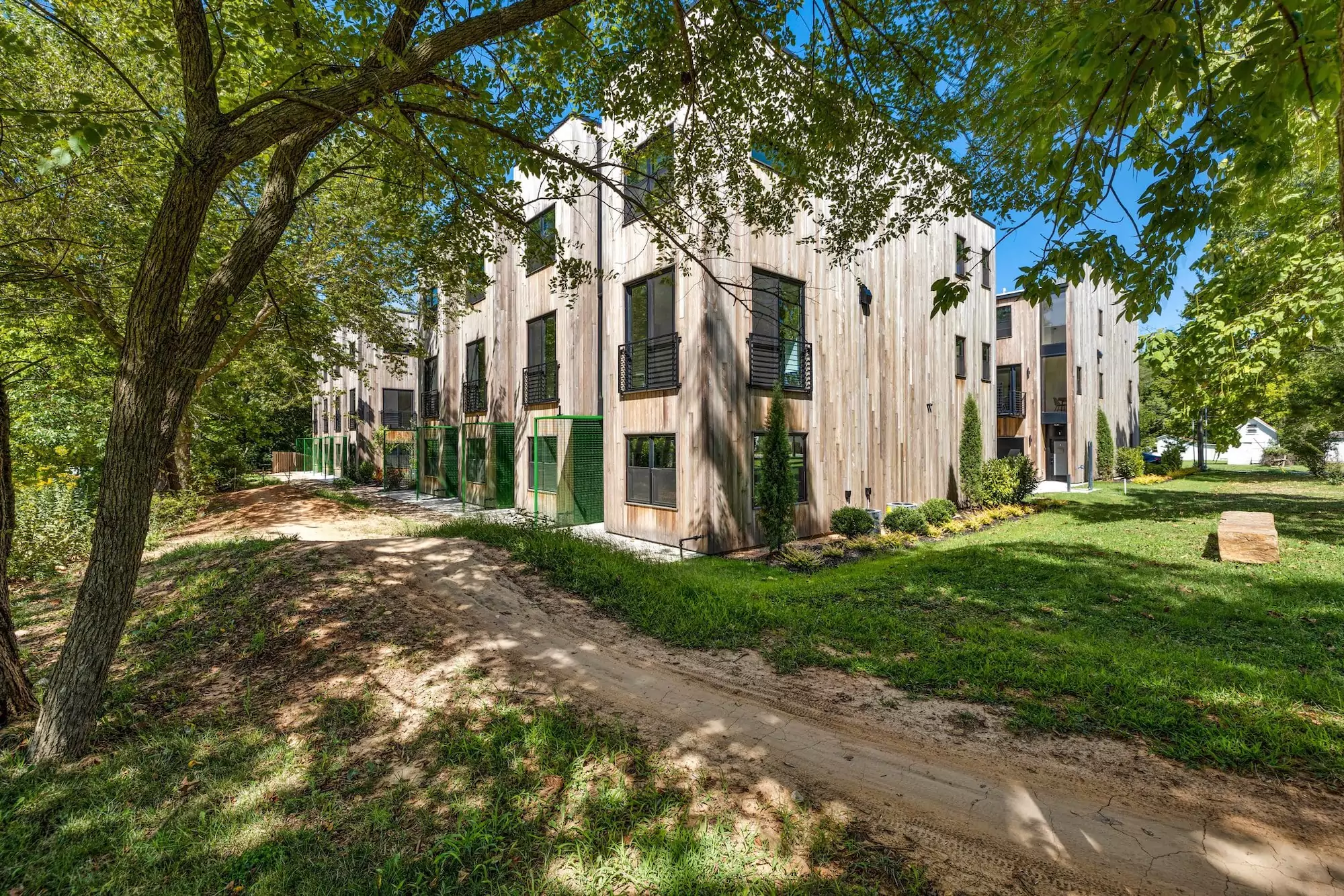 Trailhead Mews - Exterior